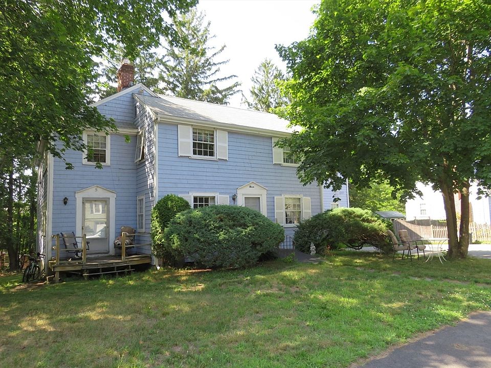 2nd image of 5 Cape Cod Ln