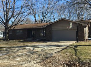 15096 N Nazarene Rd, Effingham, IL 62401