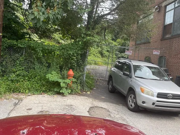5433 Wakefield St, Philadelphia, PA 19144