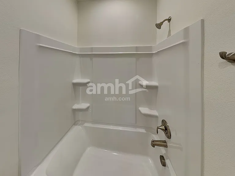 968 Grafton Ridge Dr — Photo 14