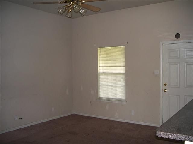 2nd image of 2003 Maple Ave