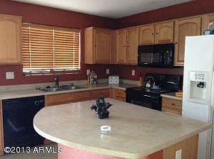 5th image of 8132 W Globe Ave