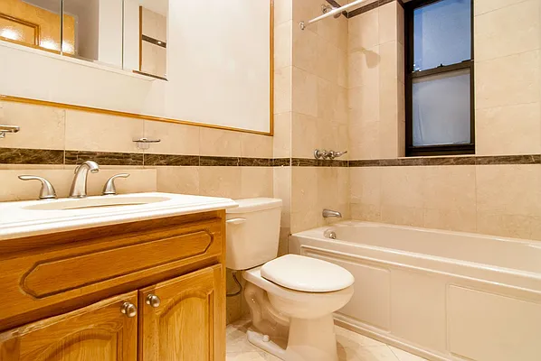 Rented by WAM Partners - William Moses Co. | media 41