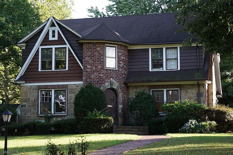 2nd image of 1116 Park Ter