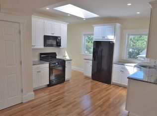 8 Draper St #3, Boston, MA 02122