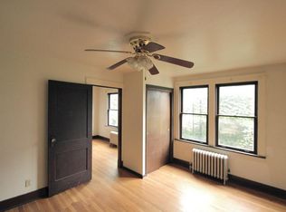 709 Pitt St APT 2R, Pittsburgh, PA 15221