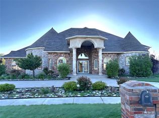 6100 Whispering Grove Dr, Oklahoma City, OK 73169