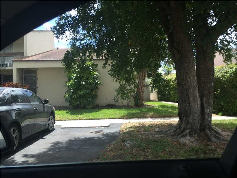 1st image of 9171 Fontainebleau Blvd APT 8