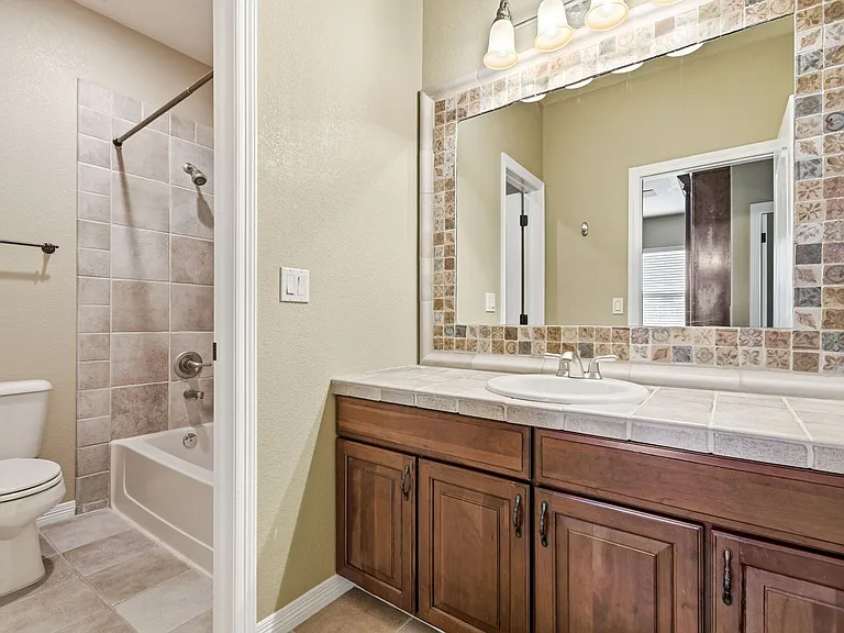 11865 E Maplewood Ave — Photo 31