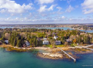 33 Beth Lynn Rd, South Thomaston, ME 04858