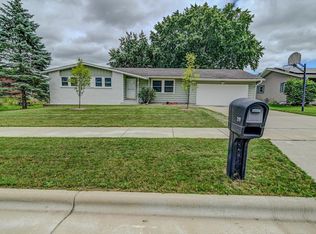 217 Queens St, Sun Prairie, WI 53590