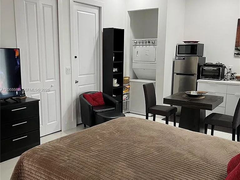 1251 Cellini St E #1 — Photo 3