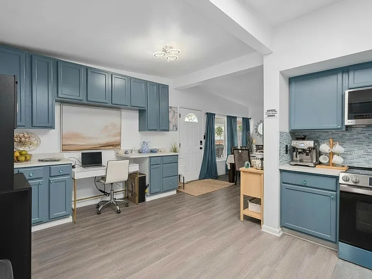 228 Sunset Dr — Photo 8