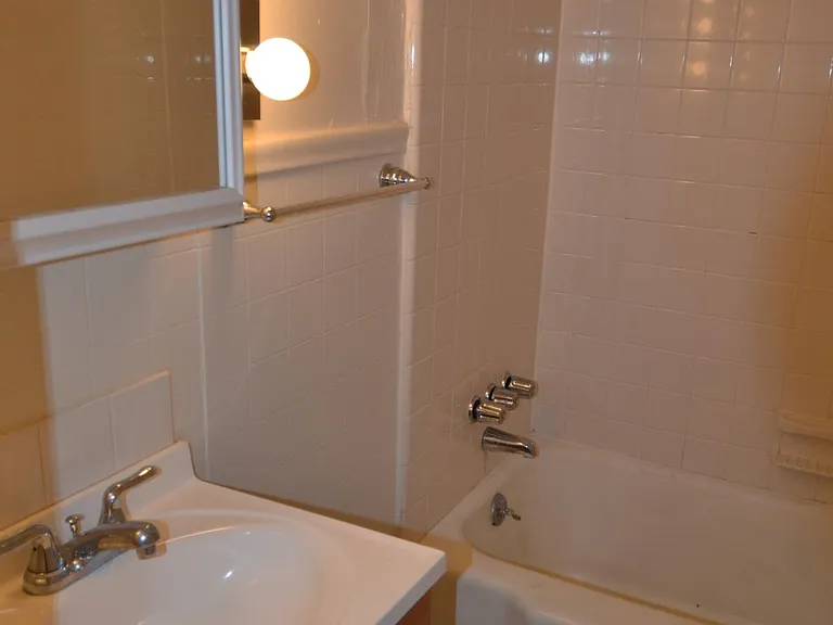 2025 Walnut St #3F — Photo 8