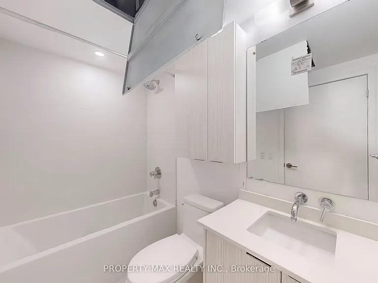 170 Clonmore Dr #9 — Photo 27