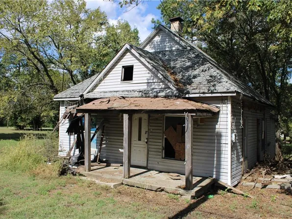 414 W Perry St, Mulberry, KS 66756