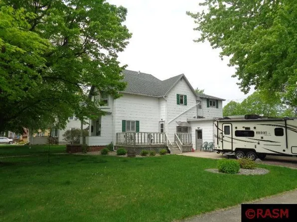 220 Summit St SE, Sleepy Eye, MN 56085