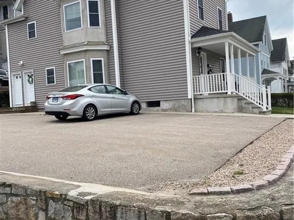 15 Newton Ave Floor 3, Westerly, RI 02891