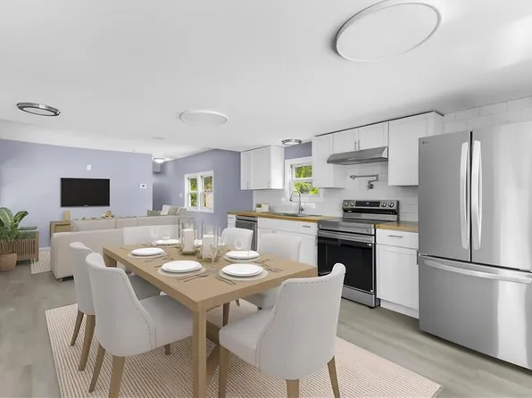 31 Lane #A, Coventry, RI 02816