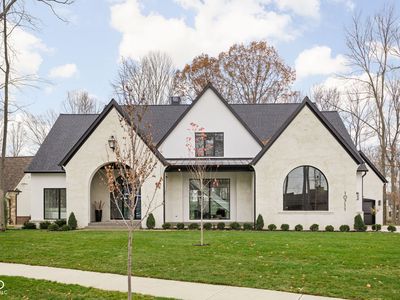 10771 Holliday Farms Blvd, Zionsville, IN, 46077
