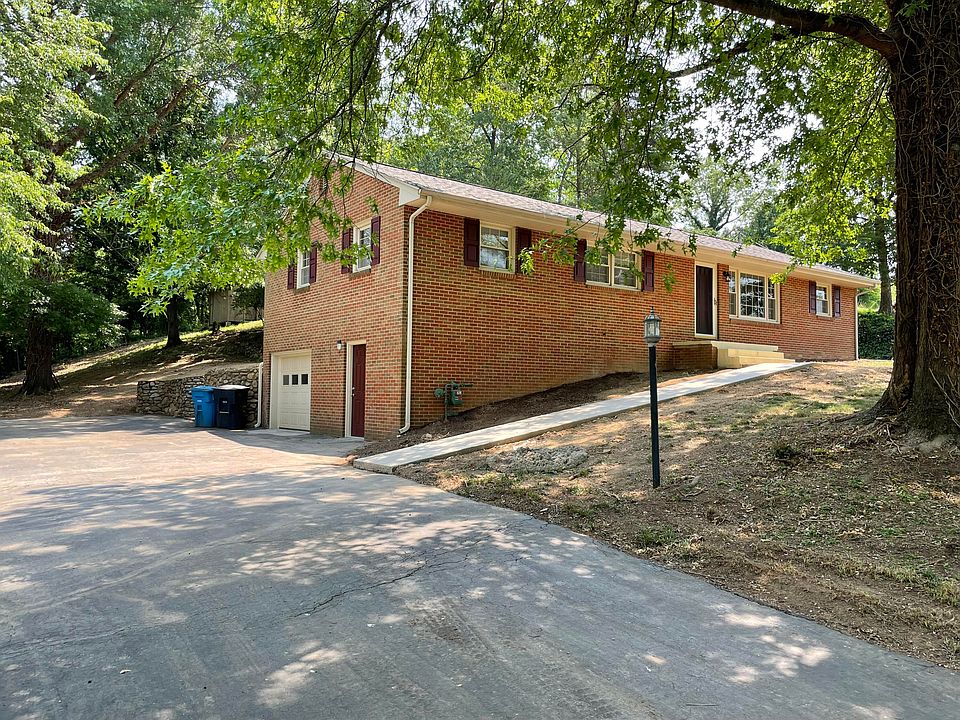 1st image of 1412 Barnhart Dr SW