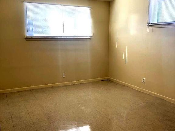 2nd image of 4760 Lafayette Ave APT 4