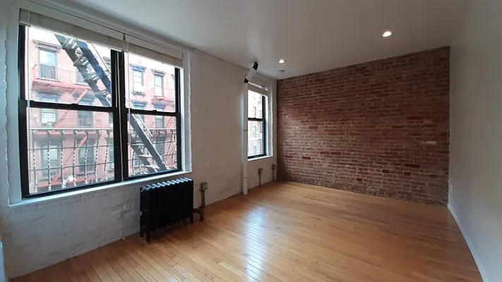 Rented by Krieger Real Estate LLC | media 11