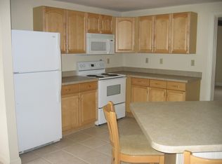2 Hilltop Rd APT 2, Mendham, NJ 07945