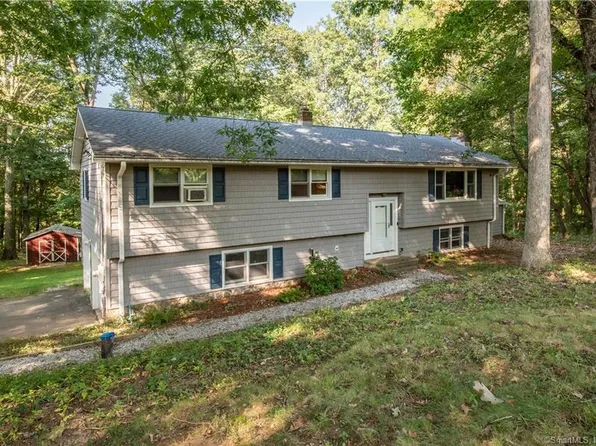 13 Hawthorne Hill Road, Newtown, CT 06470