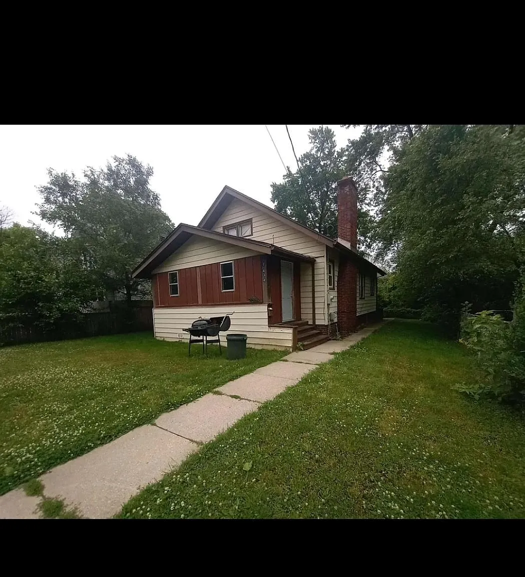 3 bed, 1310 sqft, $850 — Photo 1
