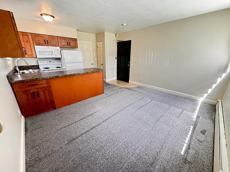 1930 Washington St #1 — Photo 1