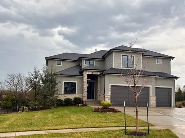 10707 W 142nd Ter, Overland Park, KS 66221