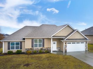 3802 Flatwater Dr, Columbia, MO 65202