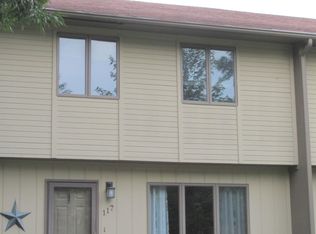 117 Sweetgrass Ln, Forest City, IA 50436