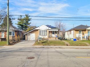 823 Queensdale Ave E, Hamilton, ON