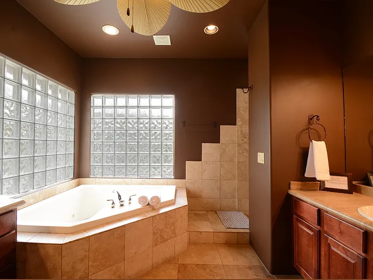 5589 E Galvin St — Photo 23