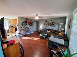 202 Whispering Creek Trl, Hartwell, GA 30643