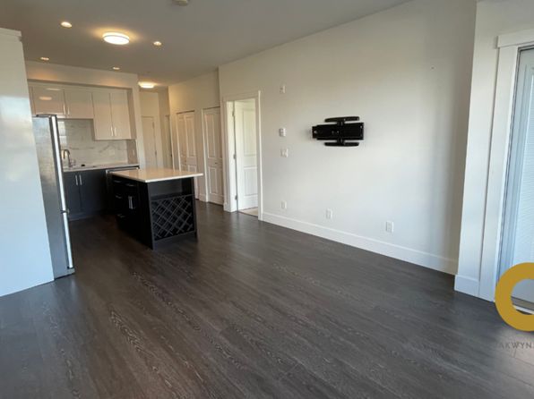 2 Bedroom Apartments For Rent In Surrey Bc Zillow