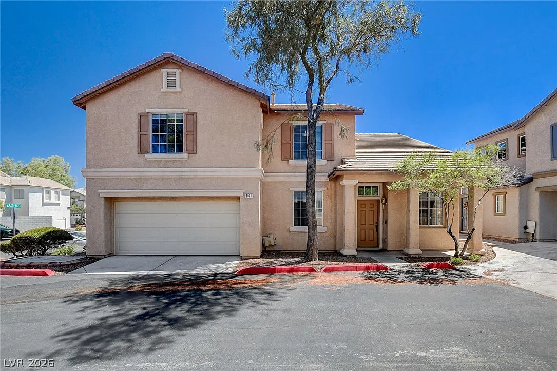 4 bed, 2.5 bath, 1994 sqft, $2,300 — Photo 1