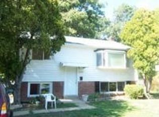 13426 Forest Glen Rd, Woodbridge, VA 22191