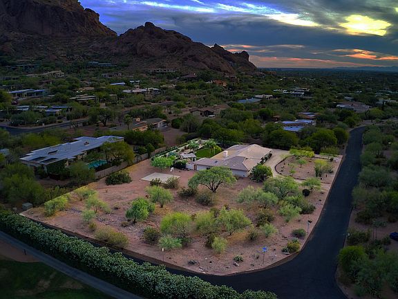3rd image of 5353 E Camelback Manor Dr