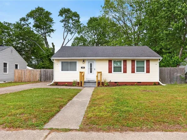 211 Courtney Dr, Hampton, VA 23669