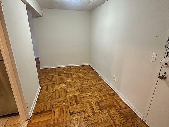 3rd image of 100 Colfax Ave #2E