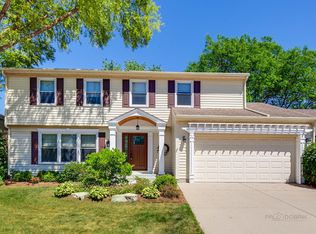 231 Alexandria Dr, Vernon Hills, IL