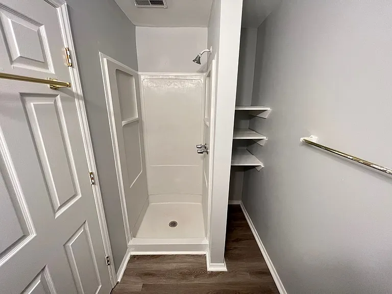 15 Astor Ct — Photo 10
