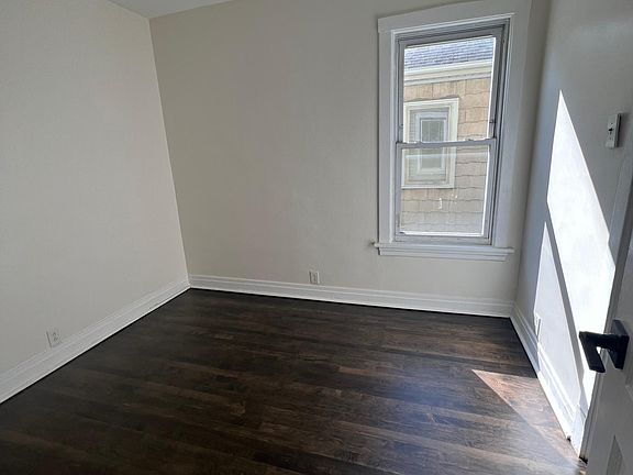1st bedroom