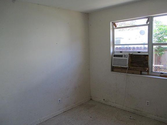 5th image of 702 45th Street #702 and 704