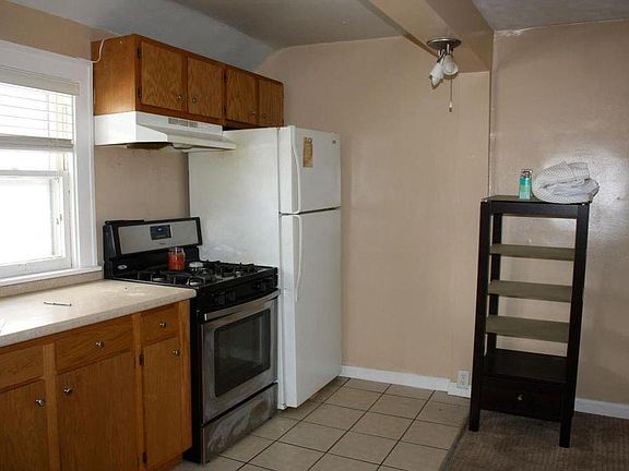 4th image of 444 W Vine St APT 2