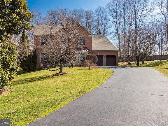 2nd image of 8813 Woodland Meadows Ct