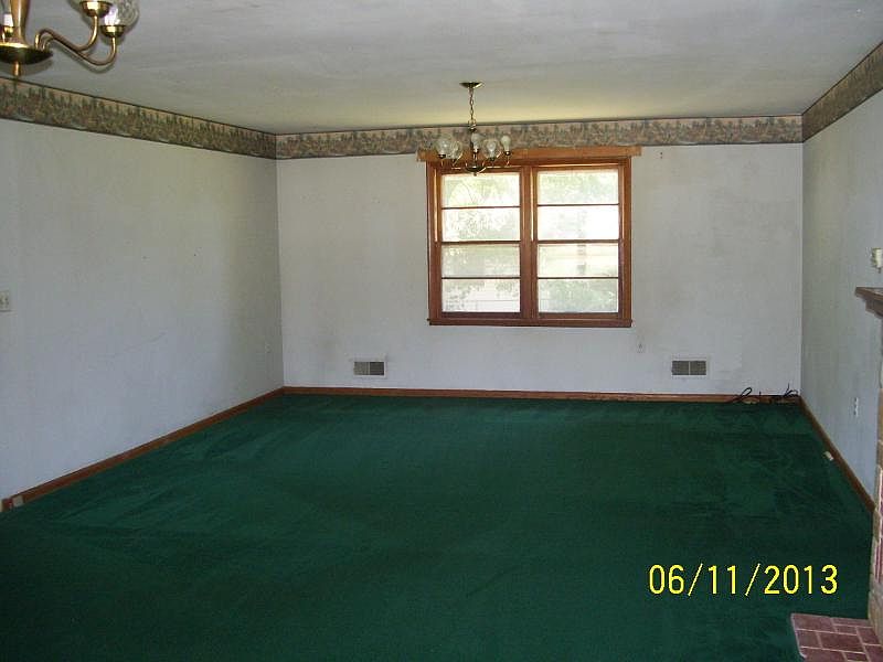 2nd image of 511 Erwin Ave